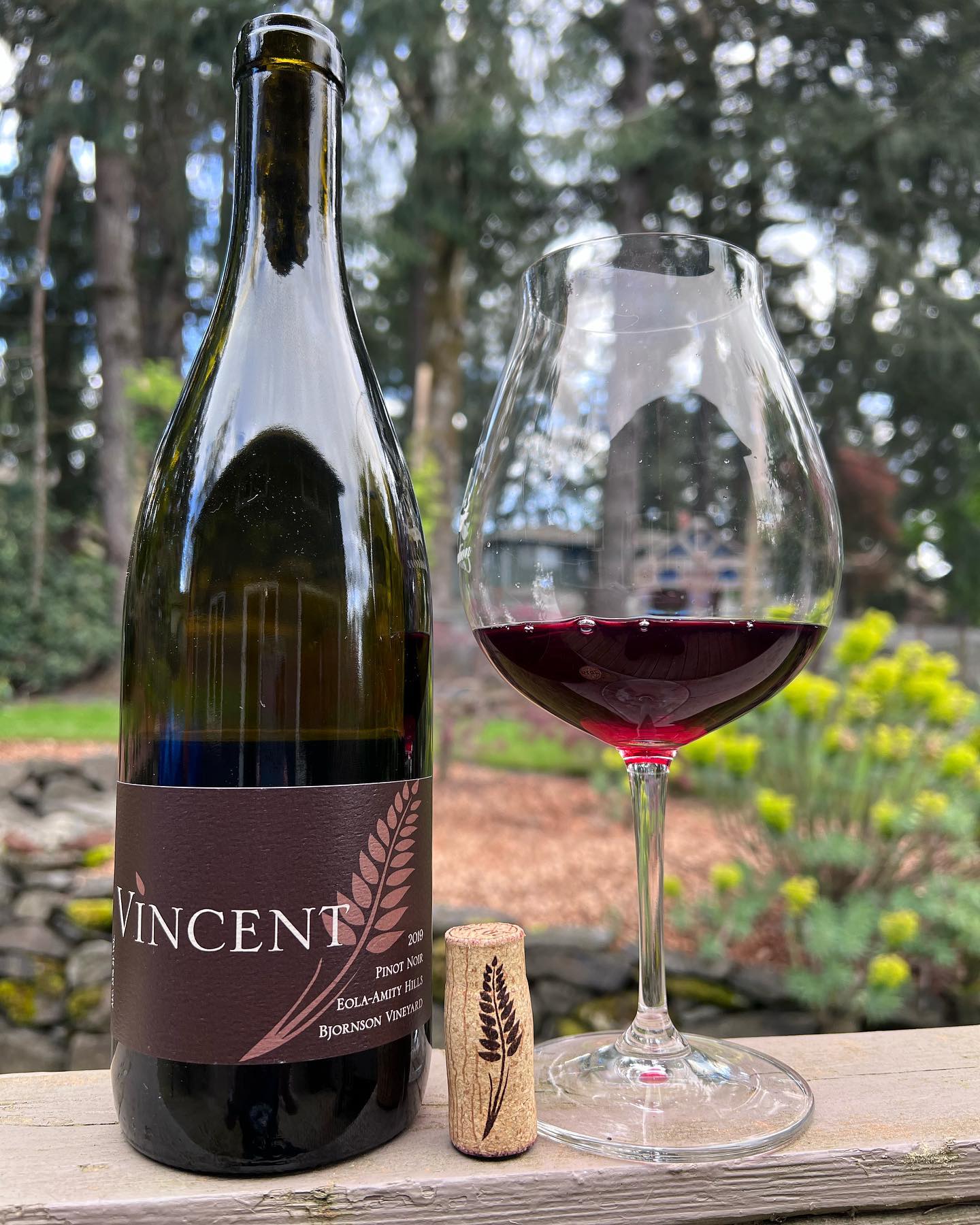 What makes for a solid Tuesday night wine? What is the difference between a Tuesday nig…