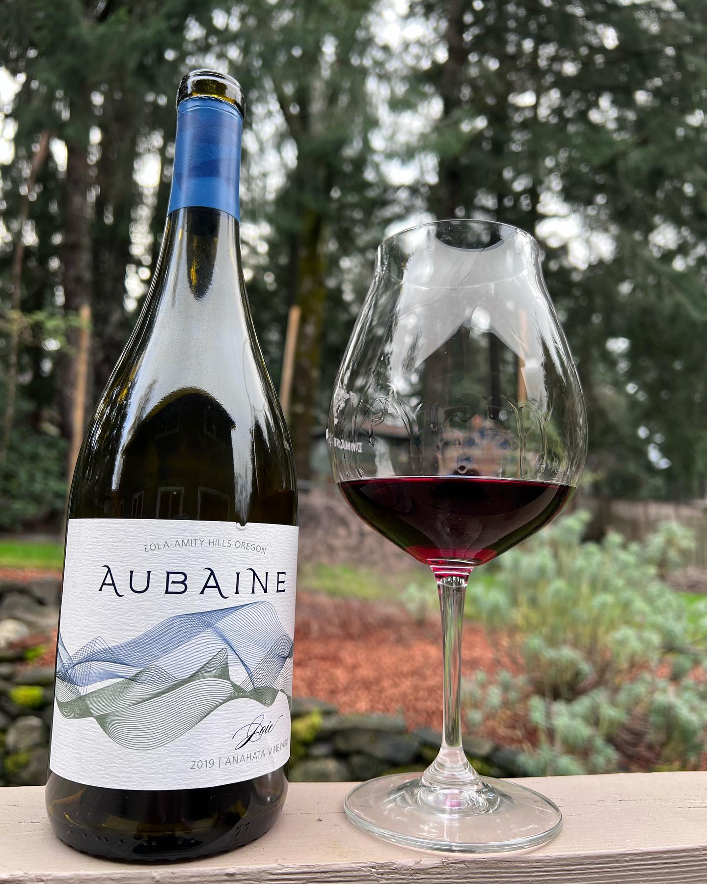 It’s 2022, time to start exploring new wineries and wines!